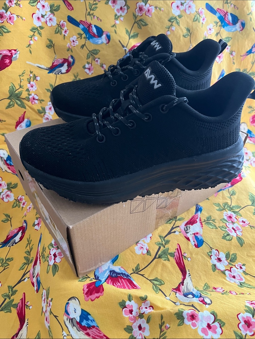 Women’s Black No Slip Work Shoes